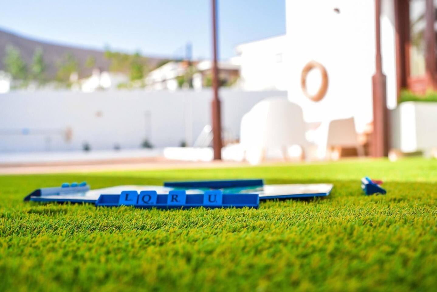 Agradable Y Familiar Con Piscina Casa Inima Villa Playa Blanca  Ngoại thất bức ảnh