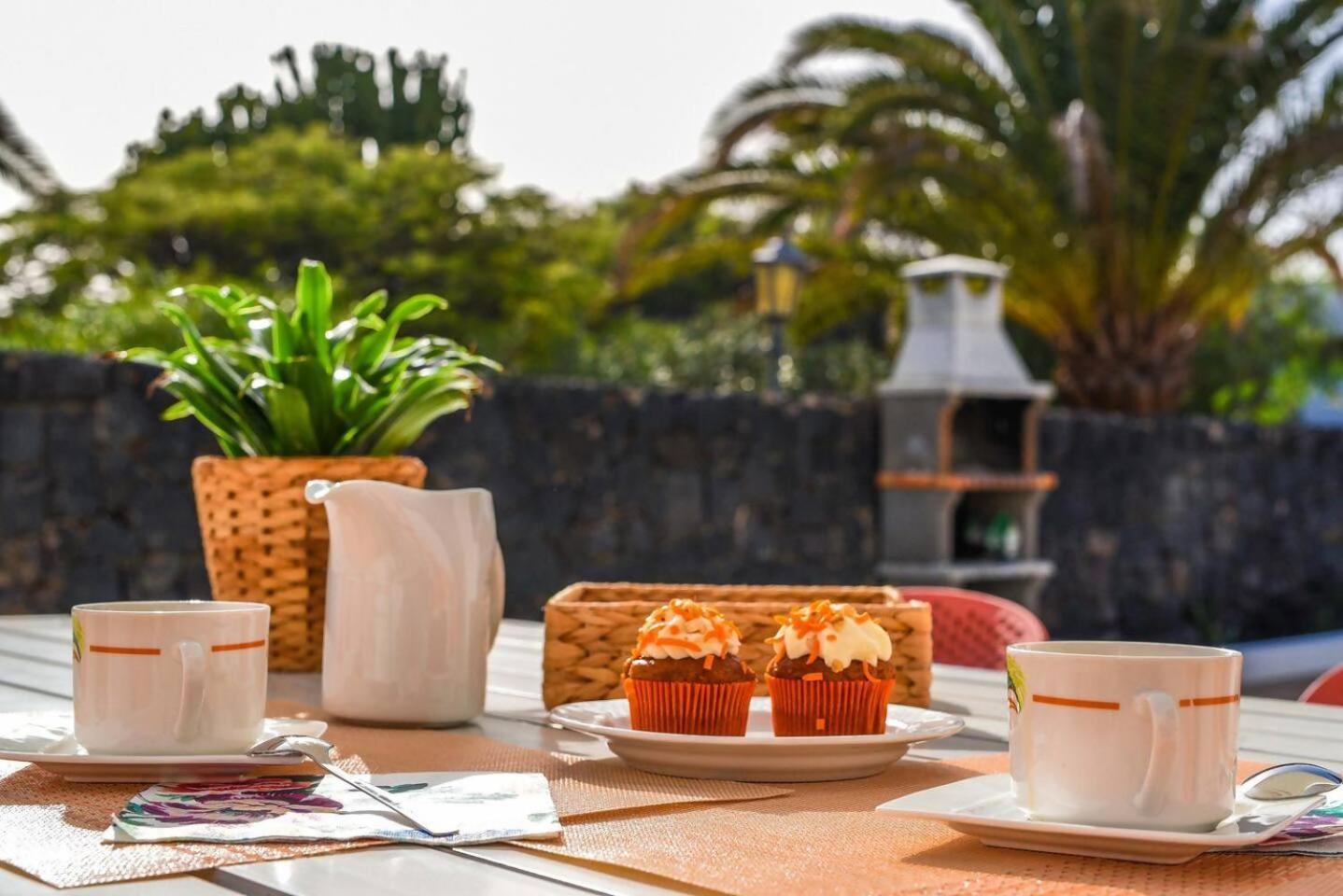 Agradable Y Familiar Con Piscina Casa Inima Villa Playa Blanca  Ngoại thất bức ảnh
