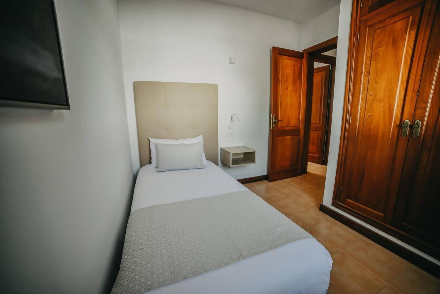 Agradable Y Familiar Con Piscina Casa Inima Villa Playa Blanca  Ngoại thất bức ảnh