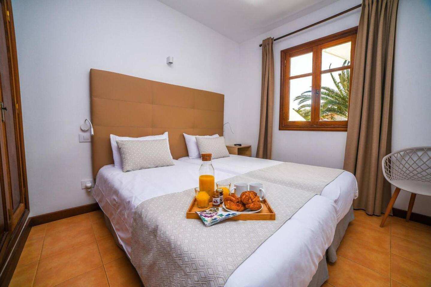Agradable Y Familiar Con Piscina Casa Inima Villa Playa Blanca  Ngoại thất bức ảnh