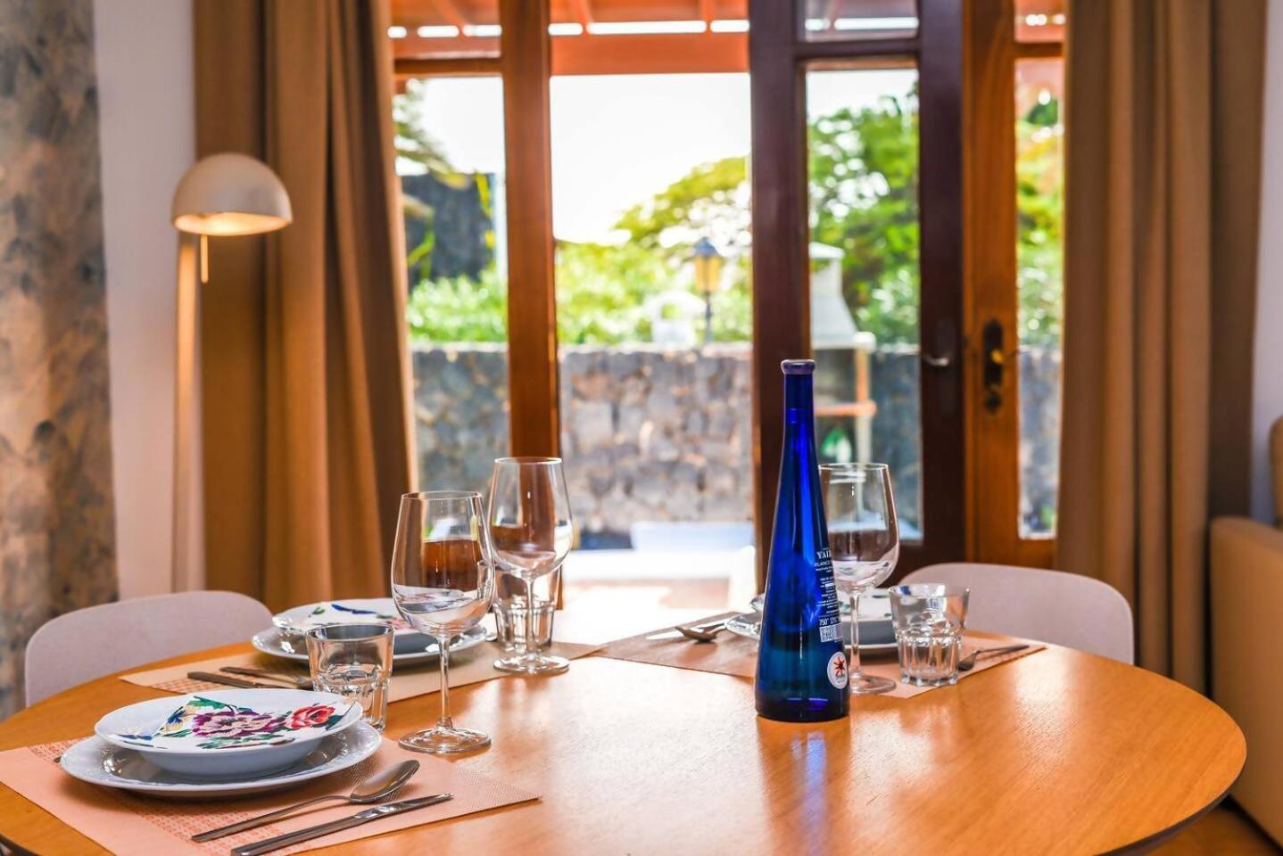Agradable Y Familiar Con Piscina Casa Inima Villa Playa Blanca  Ngoại thất bức ảnh